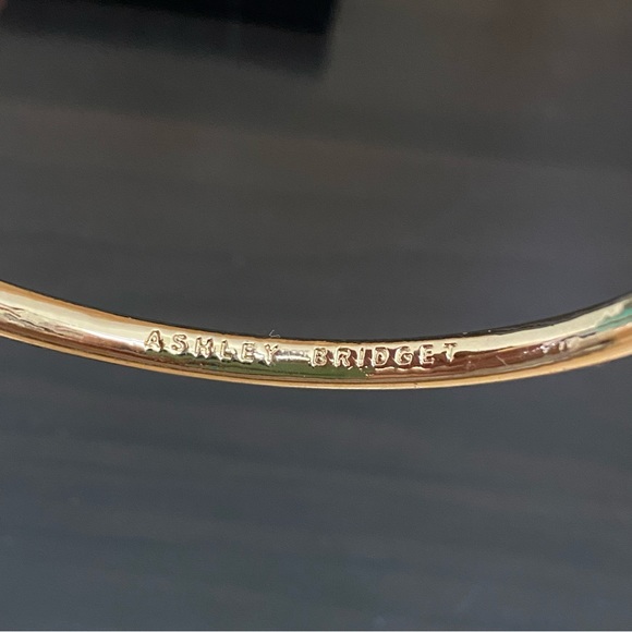 ASHLEY BRIDGET Gold-tone Guardian Angel Charm Hinge Bracelet - Picture 12 of 13